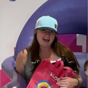 Meet your Posher, Jeanine